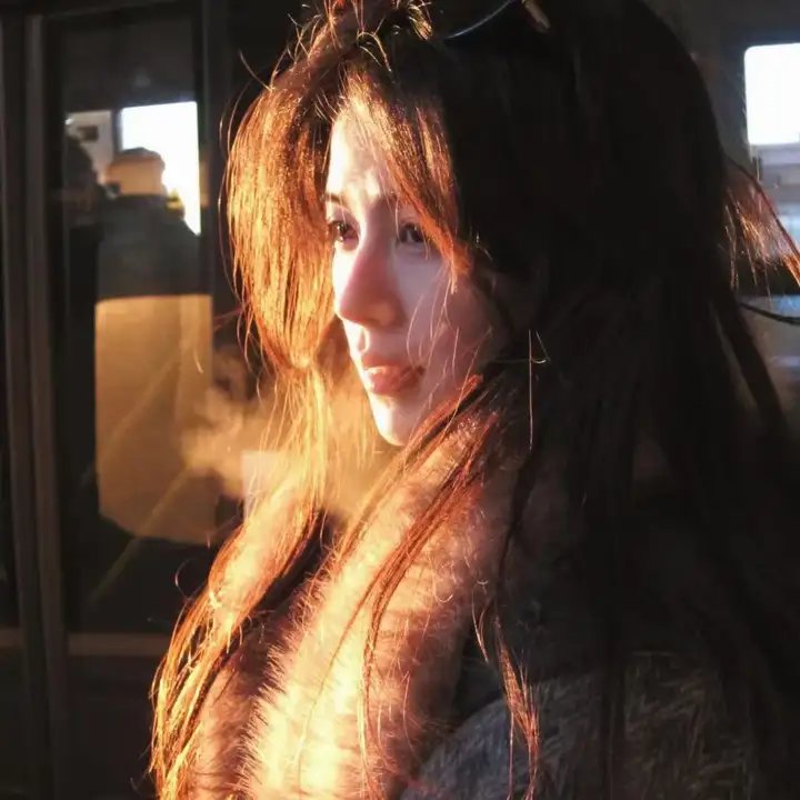 师恩如山，春晖四方