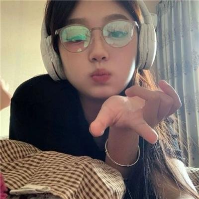 萌子美 虽然她有点怪